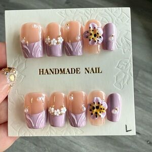 Handmade Press-On Nails — Lilac & Peach Floral Accent